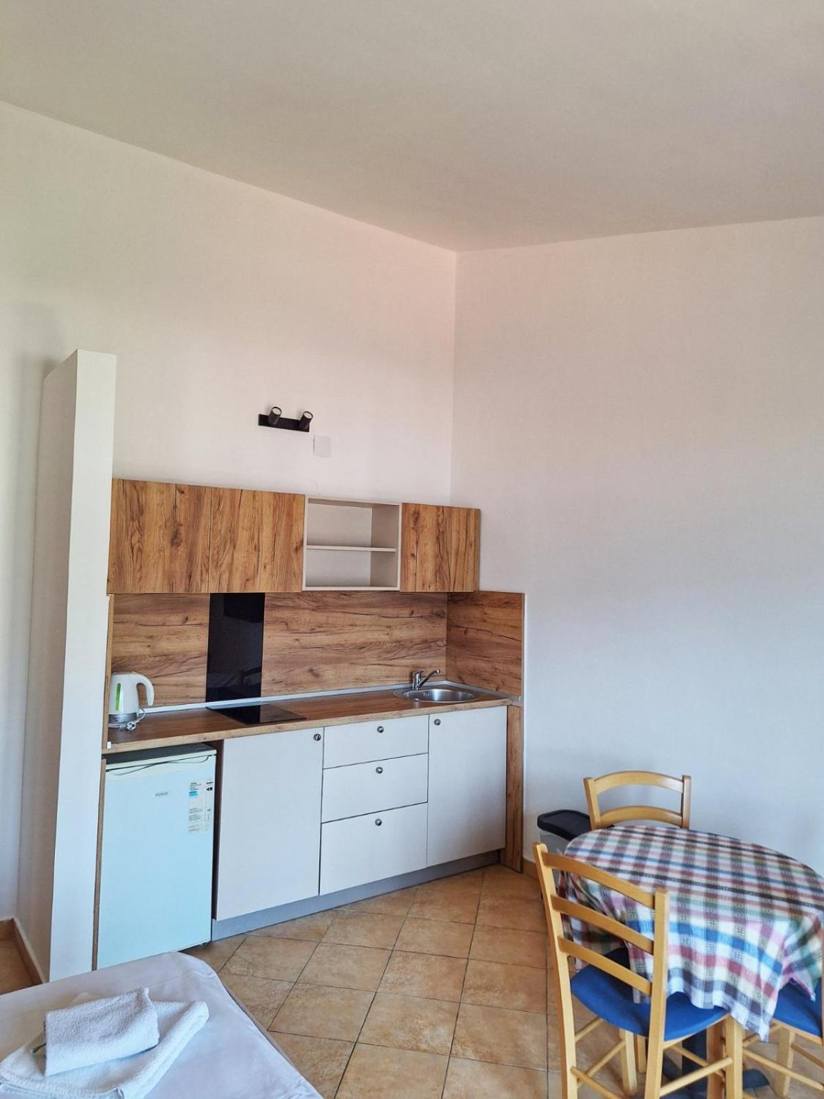 Apartmani Cupic ブドヴァ エクステリア 写真